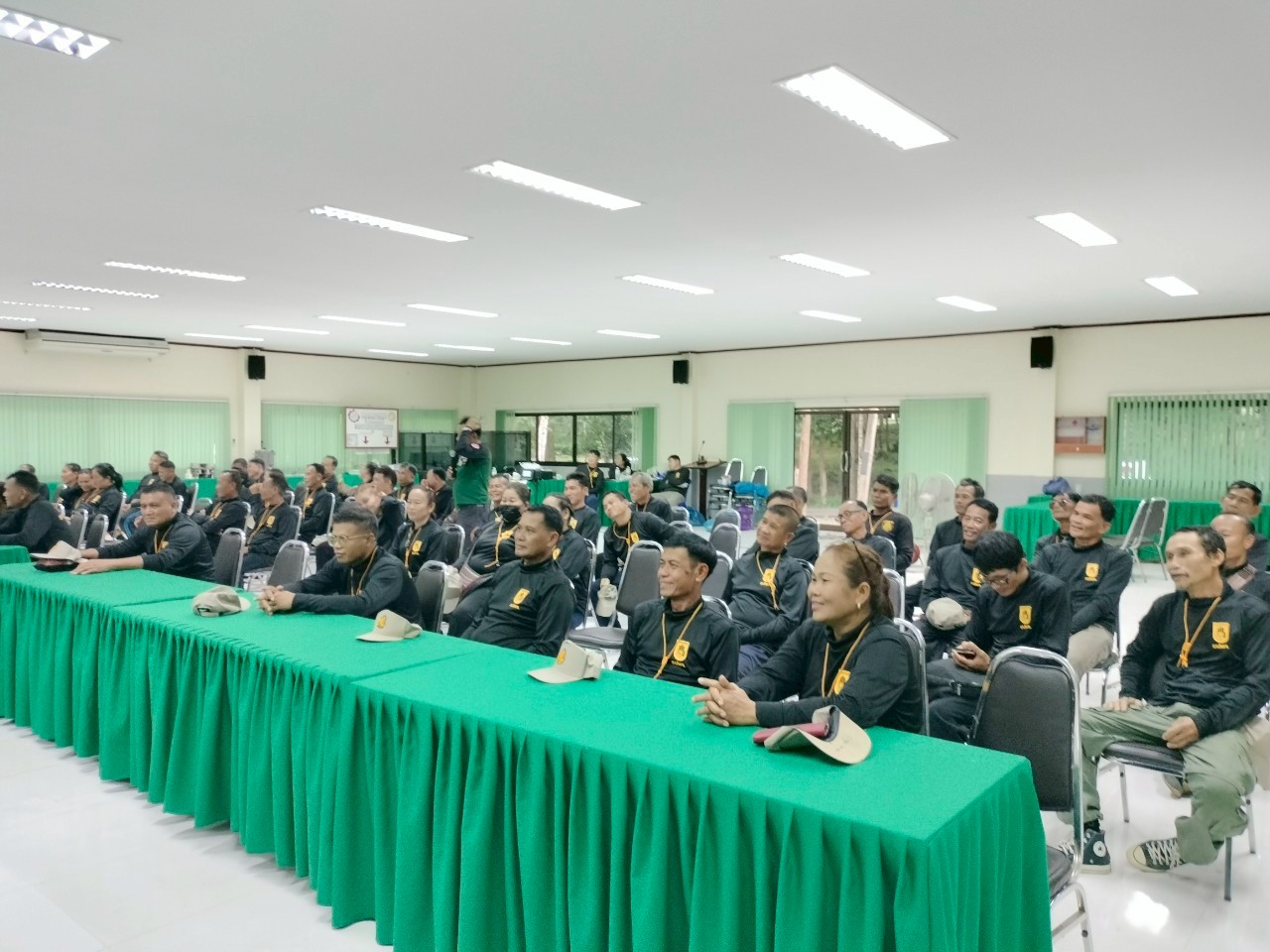 LINE_ALBUM_ทบทวน อปพร. 68_250813_456_397.jpg